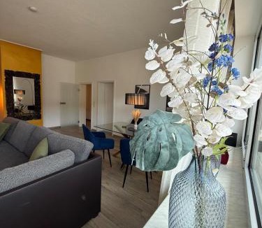 Daaden Apartment | Stillvoll inklusive Sauna und Whirlpool