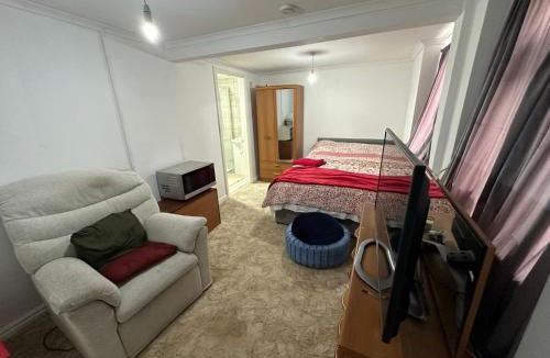 Tamworth Other | Stillwater