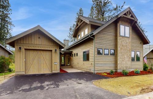 Dover Bay House | StillWater Retreat