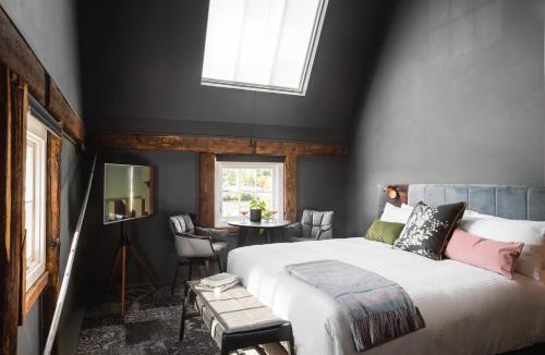 Launceston CBD Hotel | Stillwater Seven