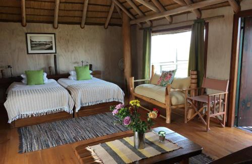Center Cabin | Stiltz Guest House