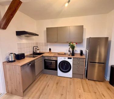 Donnerburgsiedlung Apartment | Stilvolles Studio-Apartment in Zentrumsnähe