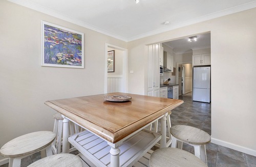 Mansfield House | Stirling Croft Mansfield | Family Retreat for 10 Near Mt Buller | Pet-Friendly