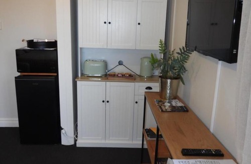 Dunedin Apartment | Stirling St Surf Villa