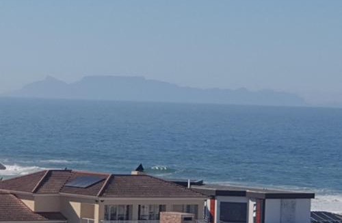 Yzerfontein House | Stoepsit