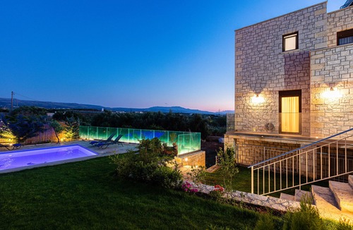 Stavromenos Villa | Stone Built villa with private pool offering a peaceful setting