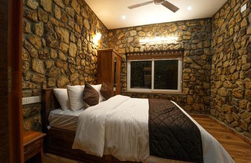 Vagamon Villa | Stone Castle Private Tea Villa Vagamon by VOYE HOMES