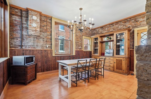 Dubuque House | Stone Cliff Manor- historic home with unique history. Perfect for large groups