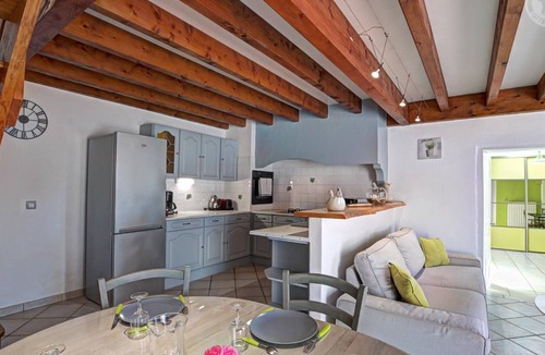 Pilat Rhodanien Cottage | Stone Cottage with Private Pool and Covered Terrace