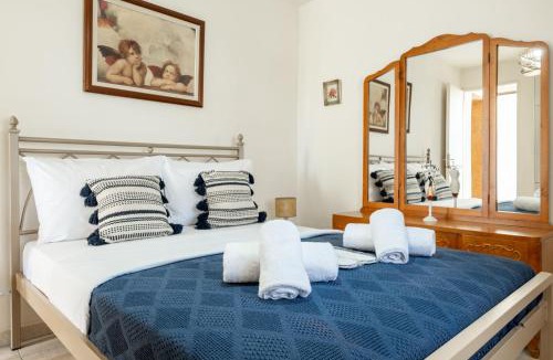 Faistos House | Stone Cottage