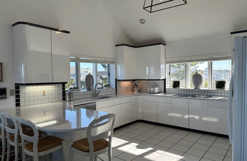 Stone Harbor House | Stone Harbor Bayfront - Walkable to Beach