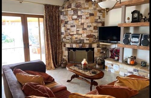Eretria Villa | Stone Horizon Villa