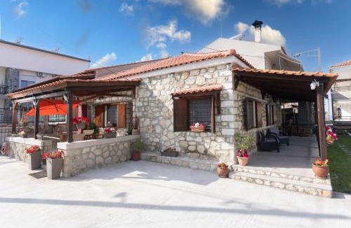 Polichrono House | Stone House Dimitra