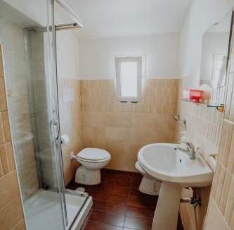 Novi Velia Bed & Breakfast | Stone house