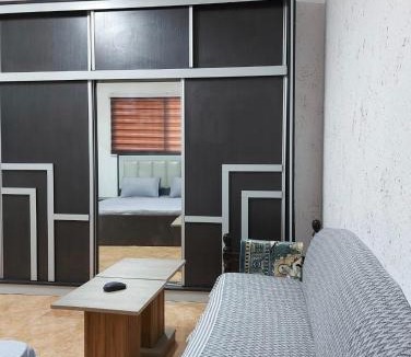 Jabal Al-Hussein Apartment | stone house