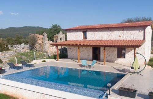 Ucagiz Villa | Stone house with private infinity pool