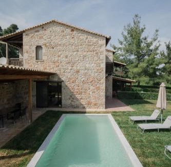 Kriopigi House | Stone Made Private Pool Villa 4 Kriopigi