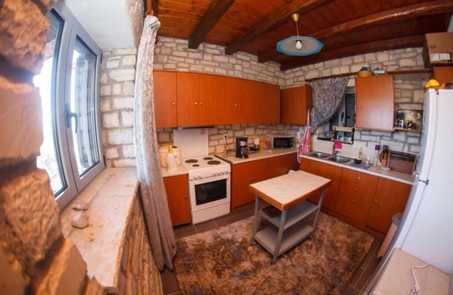 Koumaris Hotel | Stone Maisonettes