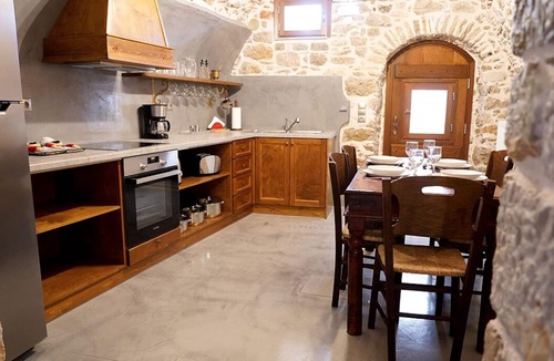 Agios Georgios Sykousis House | Stone Residence Chios