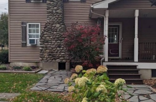 Town of Marbletown House | Stone Ridge Stunner
