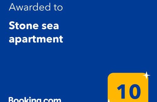 Risan Apartment | Stone sea apartment