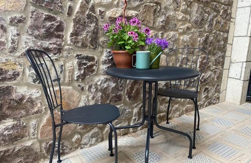 Konak Apartment | Stone Studio with Beautiful View in heart of İzmir