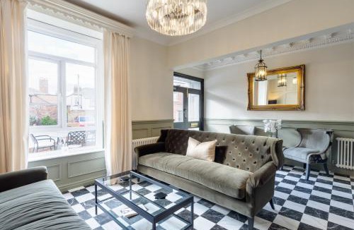 Hoole Hotel | Stone Villa