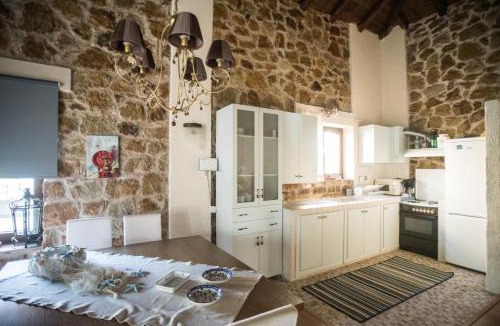 Aristotelis House | Stone Villas
