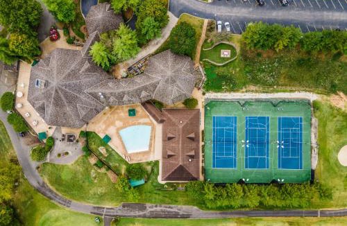 Branson West Apartment | StoneBridge Village Resort