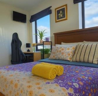 Rolleston House | Stonebrook Haven - AC Room, Dedicated Bath, Free Parking in Family House