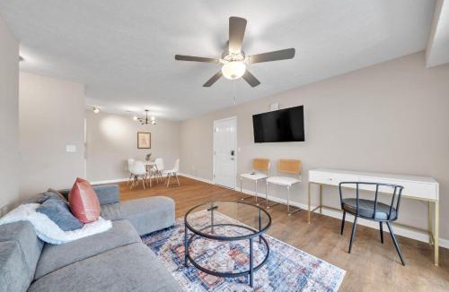 New Albany Apartment | Stonecrest 620, 2Bd Apt I Free Parking I Pool