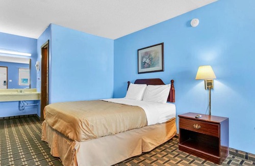Arcola Hotel | Stonegate Inn