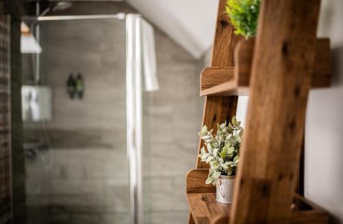 Amesbury Bed & Breakfast | Stonehenge Courtyard