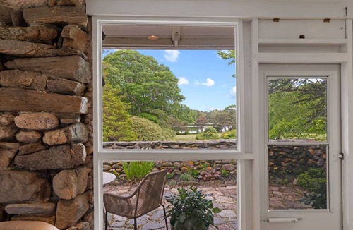 Phippsburg Bed & Breakfast | Stonehouse Manor -Popham Beach B&B - Pond Island Room
