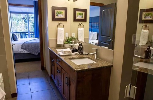 Canmore House | Stoneridge Resort - Mountain View - Pool & Hot Tub