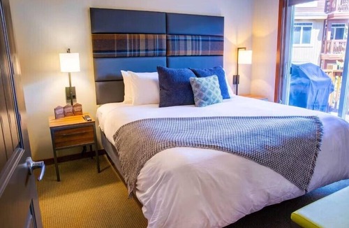 Canmore House | Stoneridge Resort - Mountain View - Pool & Hot Tub