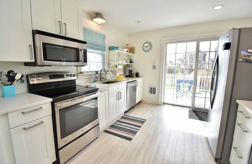 Misquamicut House | Stones Throw from your Beach Access! - Updated 3 Bedroom - Beach Passes Included