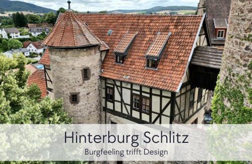Schlitz Apartment | STORCHENNEST - Scandi Style - in der historischen Hinterburg Schlitz - mit Aufzug, Parkplatz & Garten - nahe Fulda und Bad Hersfeld