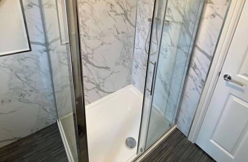 Woodhorn Apartment | Storey Flat - Sleeps 4 - Pet friendly - Parking