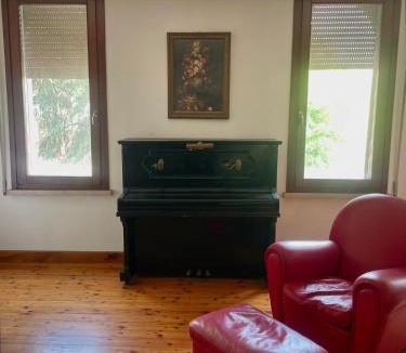 Sanguinetto House | Storico appartamento con parco