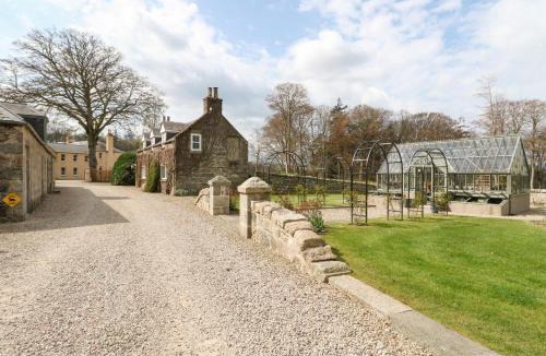 Aberdeen House | Storkery Cottage