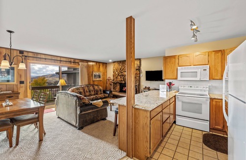 Steamboat Springs Condo | Storm Meadows I -1-Bedroom + Studio (Retractable Privacy Wall), 2-Bath