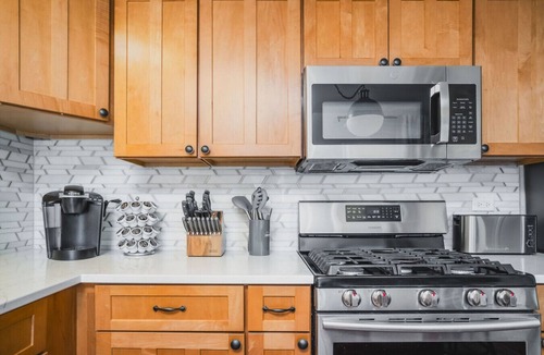 Powers Lake House | Storybook 3BR Cottage Near Golf, Ski & Lake Geneva