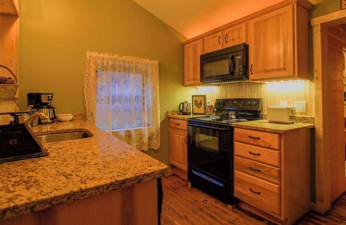 Estes Park Cabin | Storybook Redemption Cabin - Best of Cozy Colorado Mountain Cabins - Prime Loc