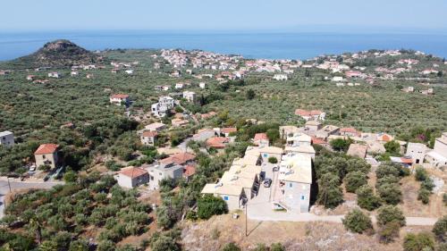 Lefktro Apartment | Stoupa Lefktro 8
