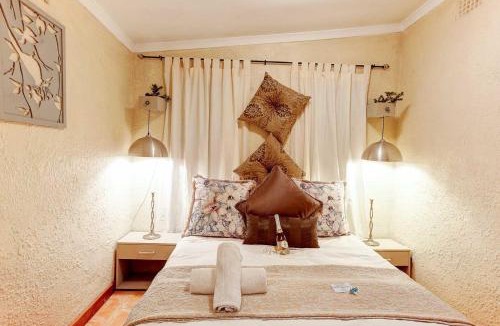 Strand House | Strand Guesthouse