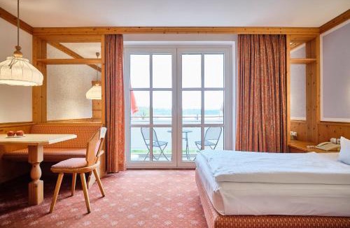 Pfofeld Hotel | Strandhotel Seehof
