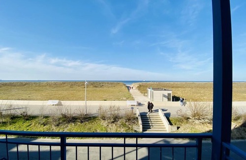 Seepromenade Apartment | Strandpalais/Luv, directly on the beach