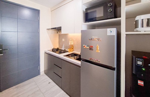 Panunggangan Utara Apartment | Strategic Studio At Apartment Collins Boulevard