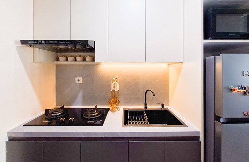 Panunggangan Utara Apartment | Strategic Studio At Apartment Collins Boulevard